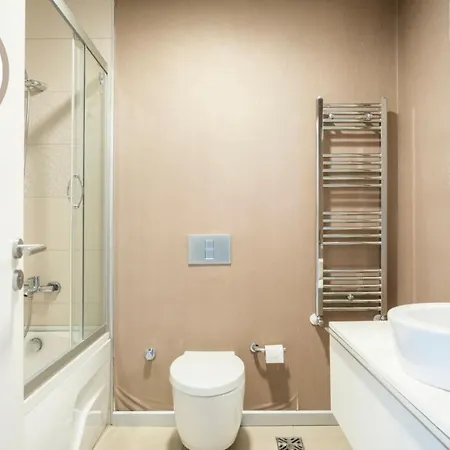 4+1 Location With Pool Apartamento